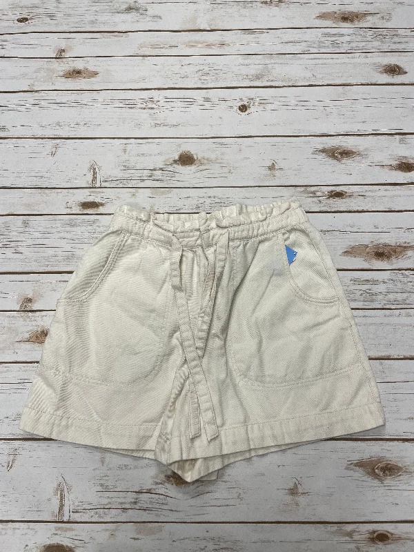 Patterned Men's Bermuda Casual ShortsShorts By Old Navy In Cream, Size: M